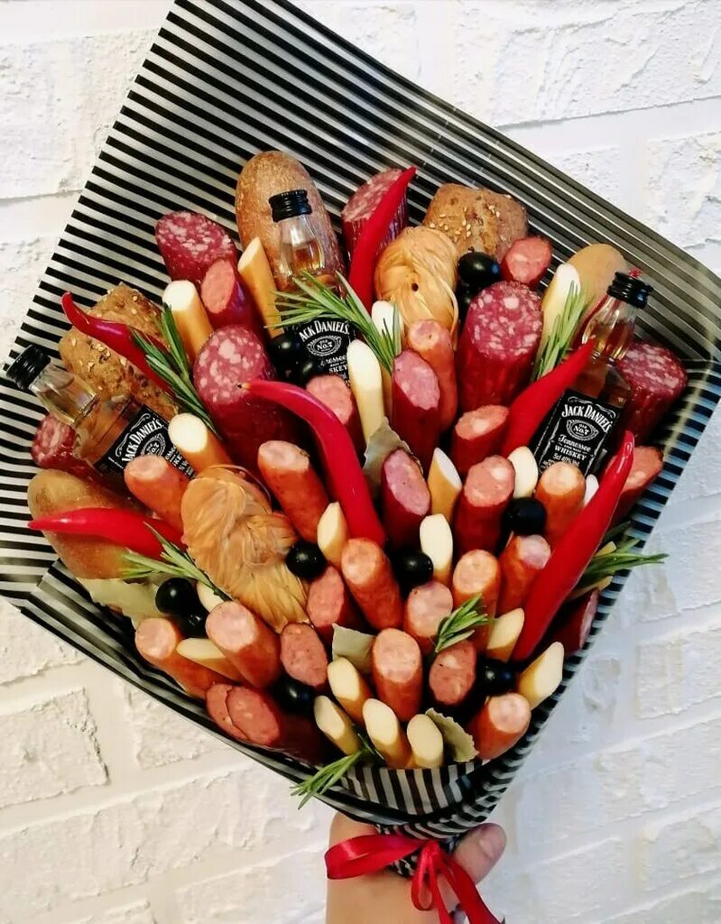 мужской букет съедобный. съедобные букеты балашиха. красивые фруктовые букеты. мужской букет съедобный. букет по рецепту.