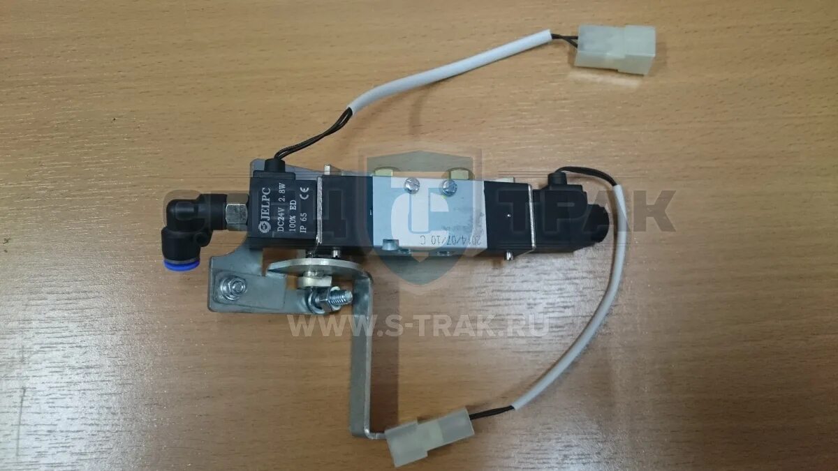 пневмораспределитель 306563. пр 24 4 5. 9у5. пр 24 4 5. гражданский проспект 24 спб.