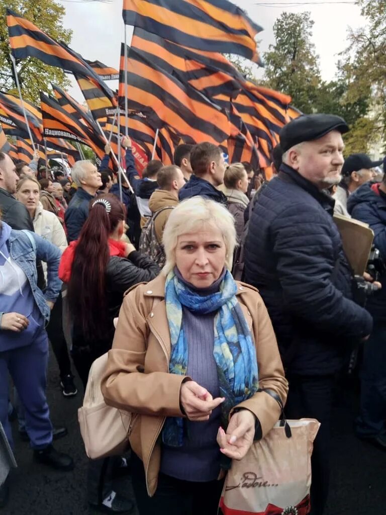 Митинг на Манежной площади 23 сентября 2022. Митинг на Манежной 23 сентября. Манежная площадь Москва. Митинг в поддержку России. Митинги сентября