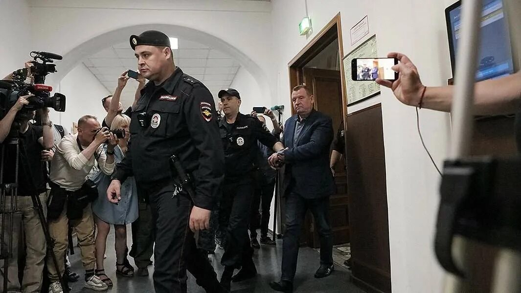 Задержали сестру генерала мвд. Генерал Умнов МВД.