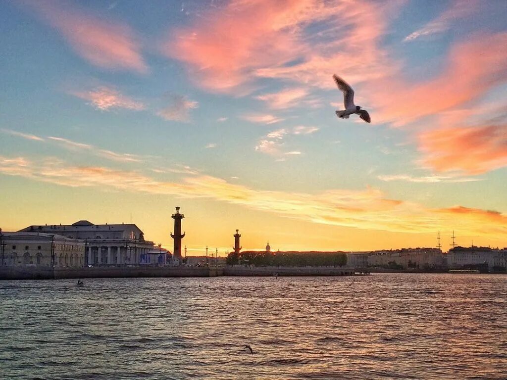 В каком году белые ночи. Белые ночи Санкт-Петербург. Белые ночи в Санкт-Петербур. Санкт-Петербург летом белые ночи.