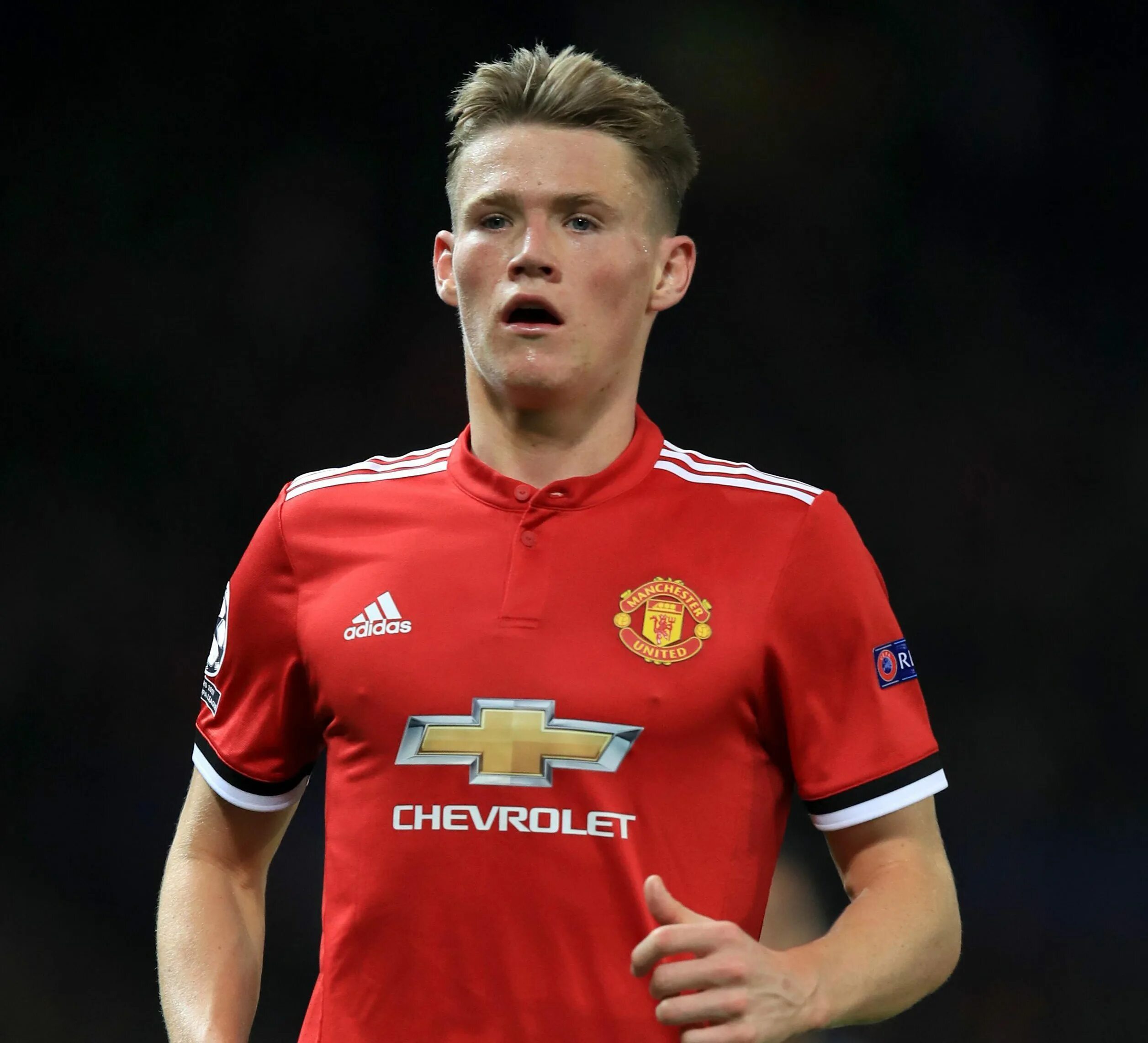 Scott mctominay. Скотт футболист. Мактоминей магуайер. Мактомини 2022. Скот тгрок манчестер юнайте.