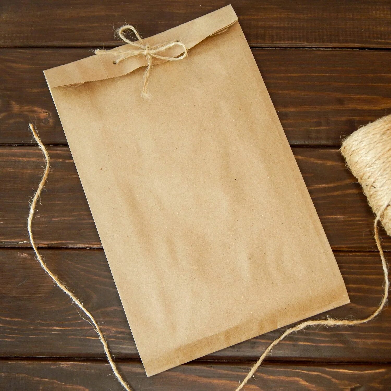 лист крафтовой бумаги. упаковочная бумага, крафт 0,7м 420г. крафтовый картон а4. крафт бумага 70 гр 8м. крафт бумага оттенки.