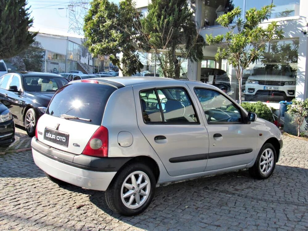 Honda civic 2002 1,7. цивик 2001 хэтчбек. ниссан альмера н16 хэтчбек. ниссан альмера 2001 год хэтчбек. 5, 2001 год хэтчбек.