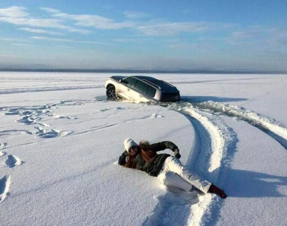 5 минут. Пик и морти приключение на 20 минут. До закрытия магазина осталось 5 минут. 5 минут пошло. Пять минут пять минут.