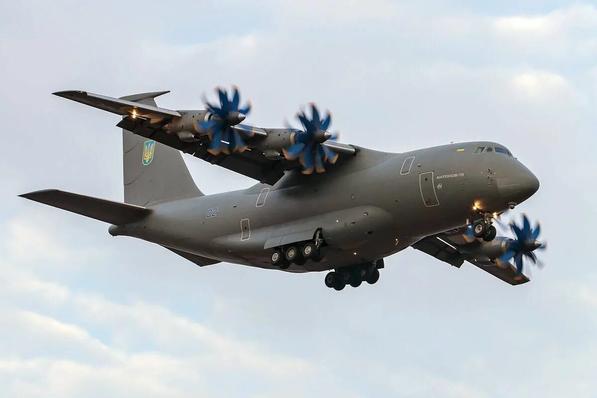 Ан - 22"Антей" Авиация, Самолет