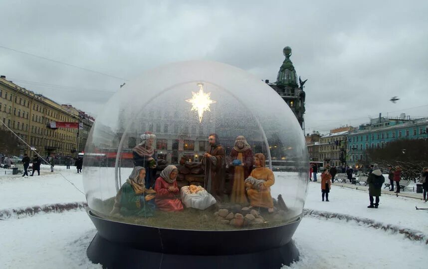 Куда сходить в петербурге на праздники