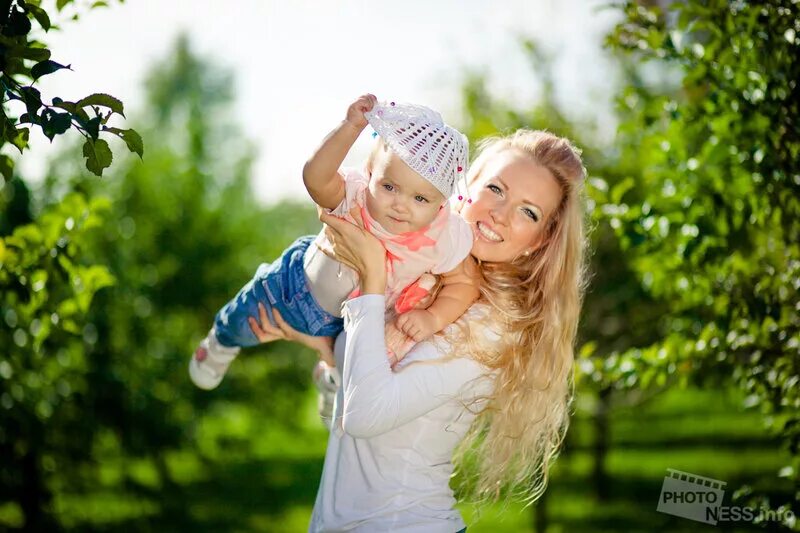 Daughters forum. Фэмили лук в Коломенском. Фэмили лук для лета на фотосессию море.