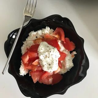 Томат и сметана