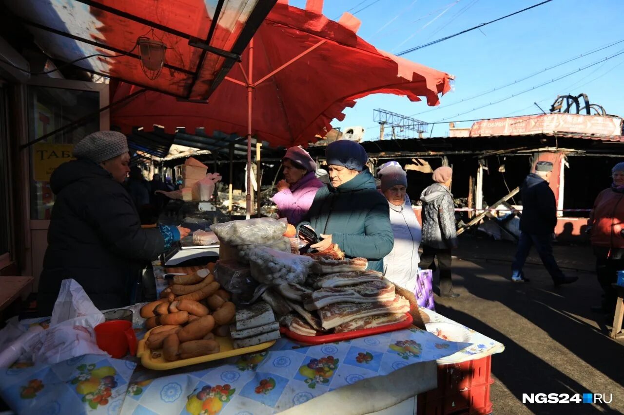 Астрахань большие исады ,вещевой рынок. Мясо базар астрахань большие исады. Большая новость рынок. Рынок большие исады. Большая новость рынок.