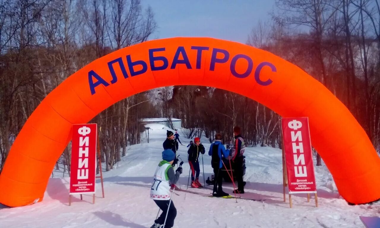 Дол волна камчатка. Детский лагерь Камчатка. Альбатрос лагерь Камчатка. Альбатрос лагерь зимний Камчатка. Лагерь волна Петропавловск-Камчатский.