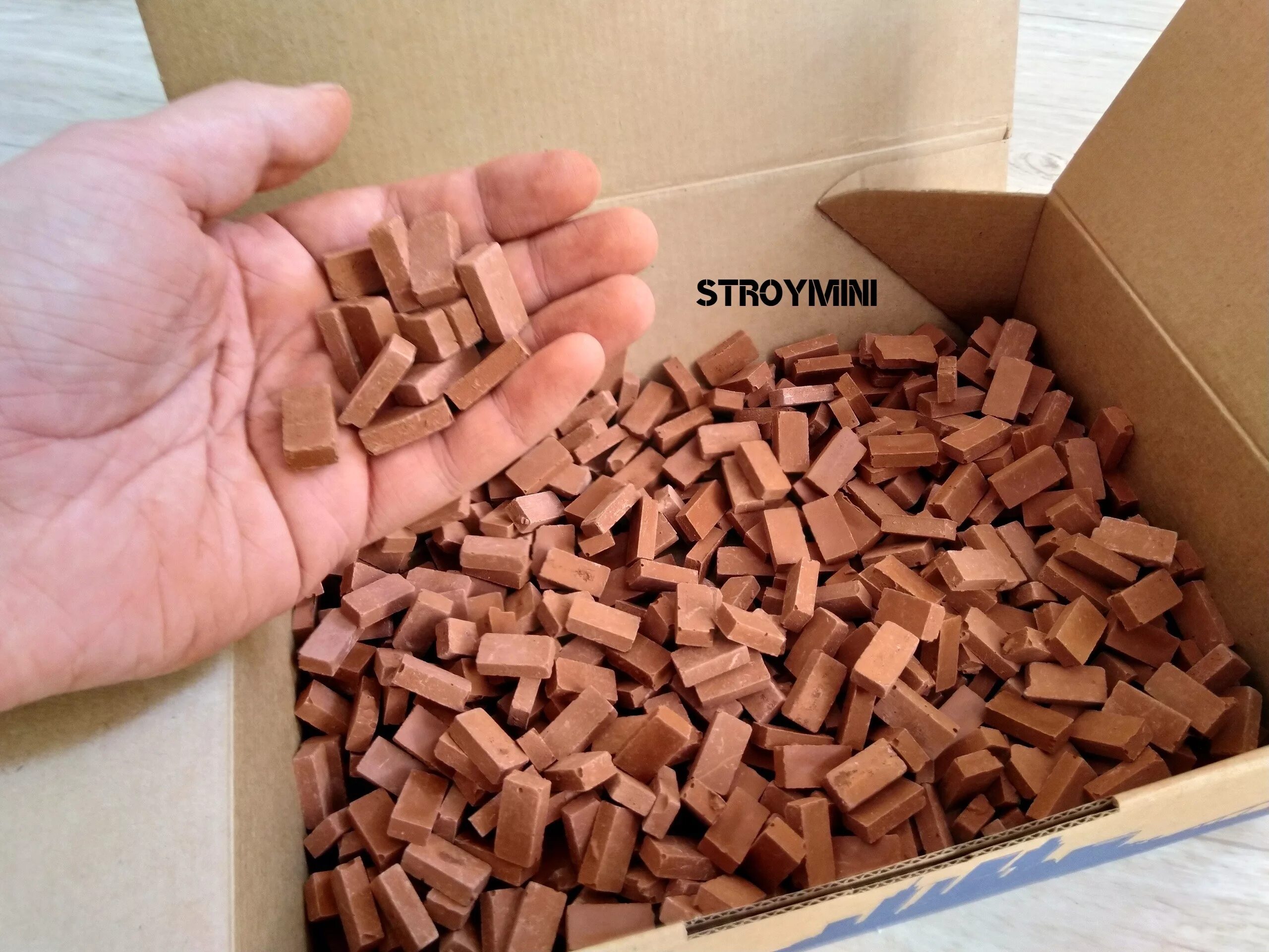 Маленькие кирпичики. Кирпич мини 10000шт. Кирпичи для моделизма. Мини брикс кирпичи. Как сделать мини кирпичики.