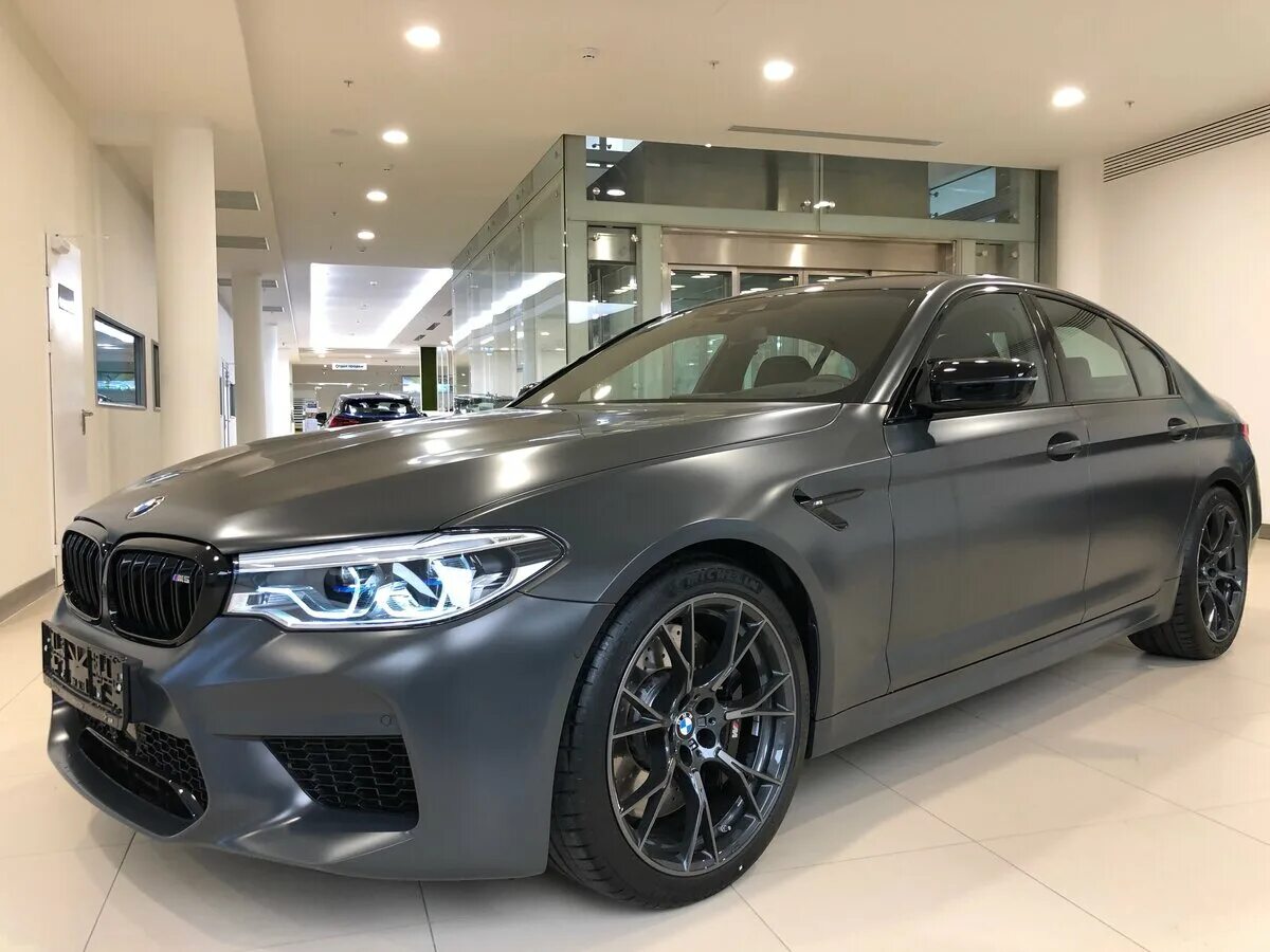 Бмв м5 2019. BMW m5 f90 Competition Grey. BMW m5 Grey. BMW m5 f90 серая. BMW m5 Competition vi (f90).