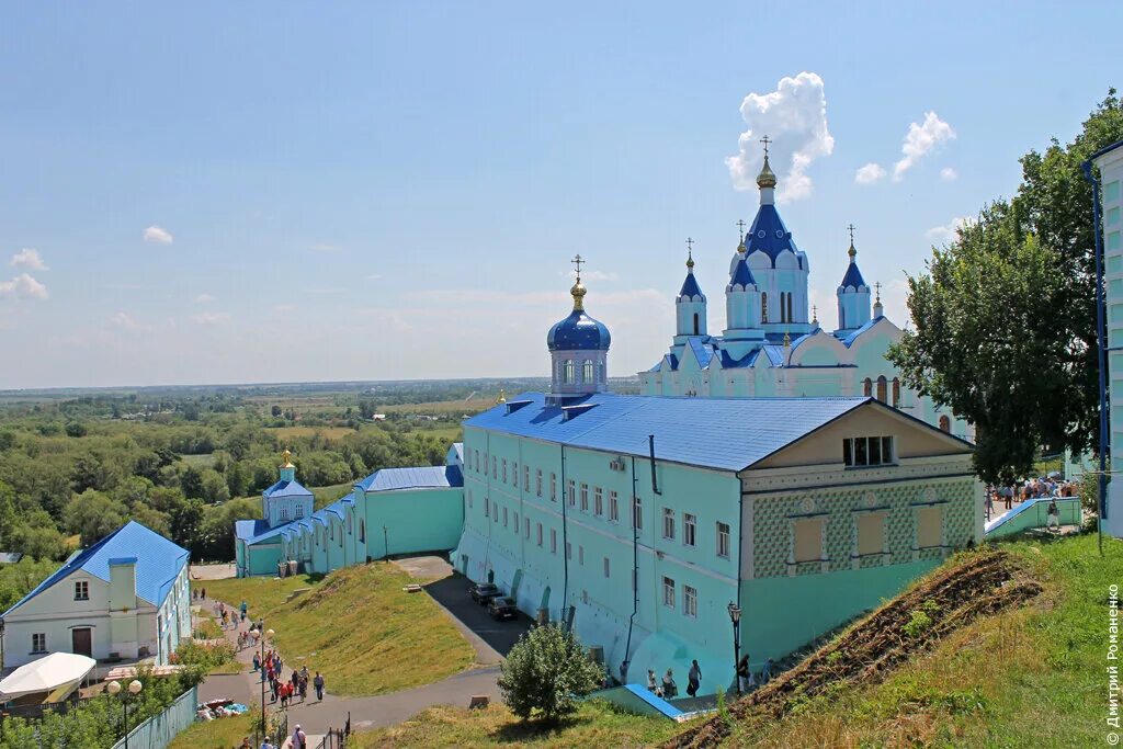 монастырь в курске в коренной пустыни. мужской монастырь курск. курский мужской монастырь коренная пустынь. коренской монастырь в курской области. храм коренная пустынь в курской области.