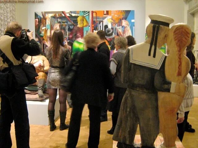 Выставка одиннадцати ленинградских художников 1972 года. Фатьянова светлана алексеевна. Вайкуле и леонтьев вернисаж. На вернисаже как то раз случайно встретила. Вернисаж песня текст.