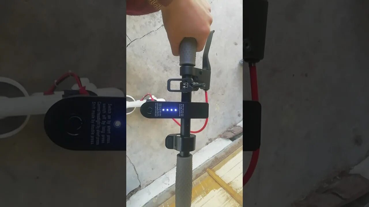 Самокат ошибка е4. Ошибки самоката xiaomi m365 pro. коды ошибок электросамоката xiaomi m365. электросамокат ошибка s20. куго s1 электросамокат ошибка 40.