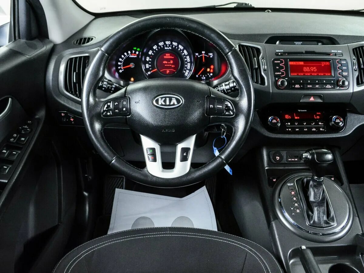 Кия салон купить. Киа Спортейдж 3 салон. Кия Спортейдж 4 салон. Kia Sportage 2012 Interior. Киа Спортейдж 5 салон.