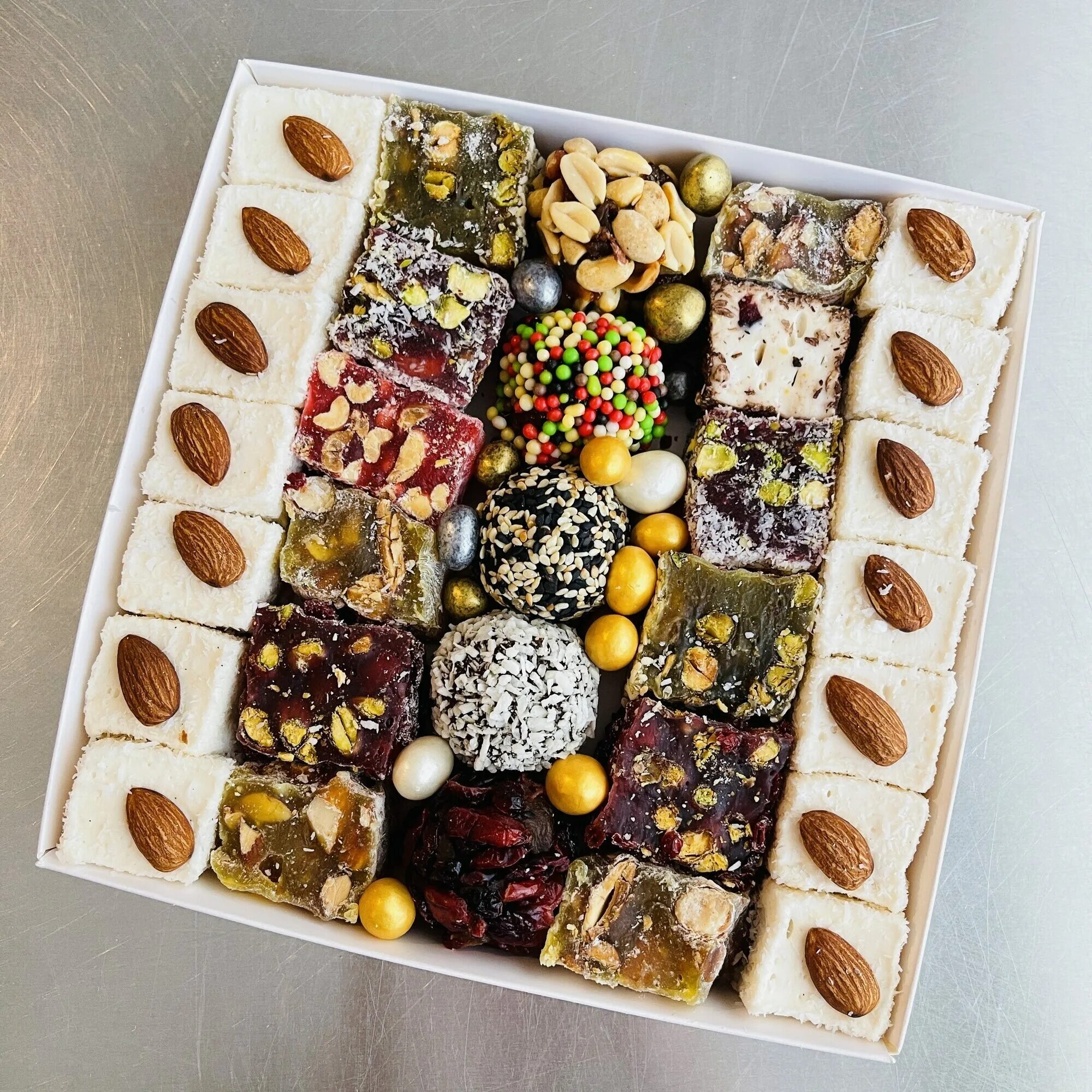 набор восточных сладостей