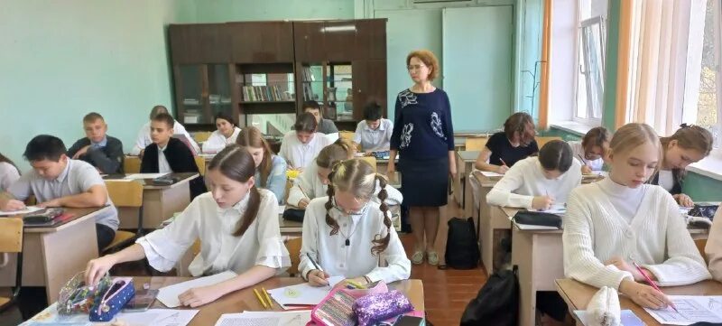 101 школа воронеж. физкультура в школе. директор 106 школы воронеж. директор школы 101 воронеж.