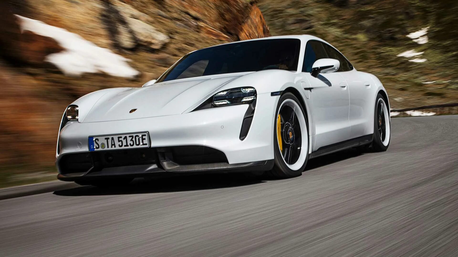 Porsche gts 2022. Porsche taycan cross turismo. Porsche taykan gts 2023. Taycan porsche характеристики. Taycan porsche характеристики.