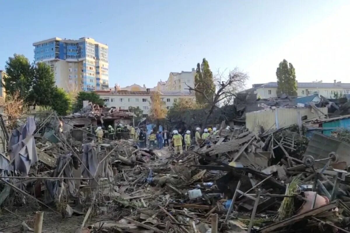 Нападение сегодня на белгородском. Белгород обстрел 2022. Обстрел Белгорода 3 июля 2022. Белгород бомбежка 2022. Белгород после обстрела.