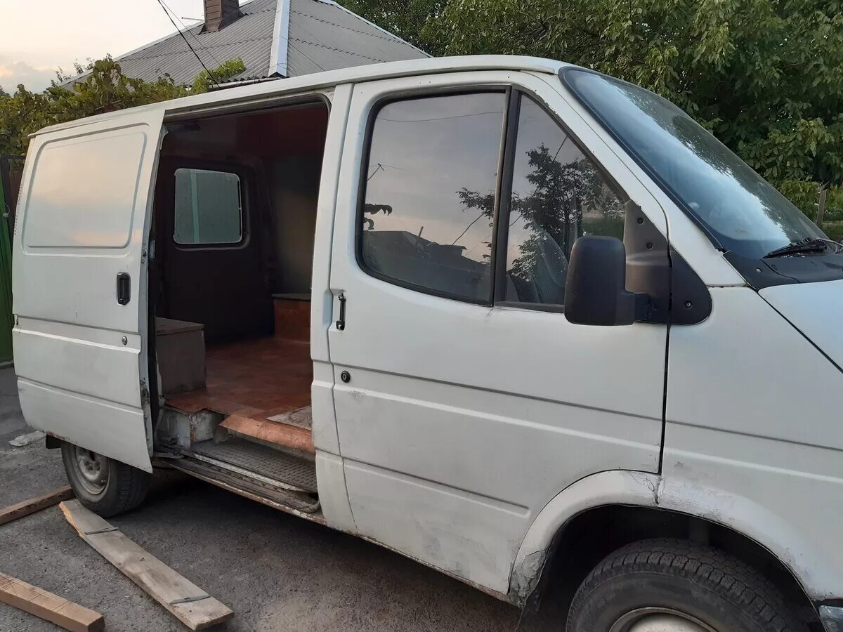 Форд транзит 1990. Ford Transit 1990. Форд Транзит 100l белый 1990. Форд Транзит 1990 белая. Форд Транзит 1990 белый макси.