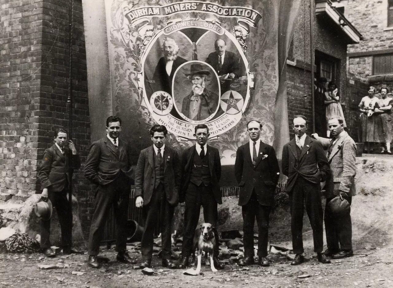 Профсоюзы в Великобритании в 20 веке. Великобритания 20е годы 20 век. Стачка в Великобритании 1926. Всеобщая рабочая забастовка в Англии 1926.