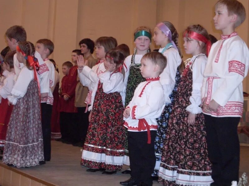 Карелы-ливвики. Ингерманландцы савакоты. Карельский костюм тверские карелы. Ребенок карелов. Ребенок карелов.