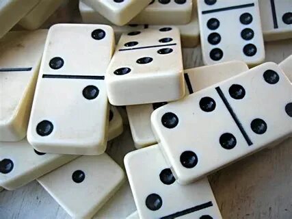 Domino up