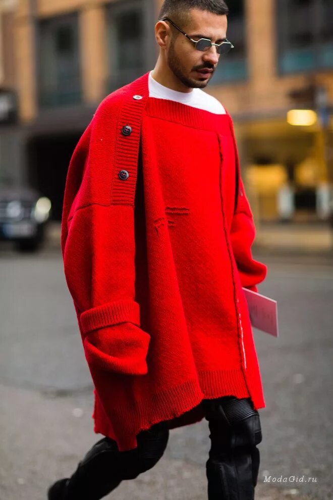 Пуховик оверсайз стрит стайл мужской. Oversize мужская. Стиль овер сайд мужской. Одежда оверсайз для парней. Oversize мужская.