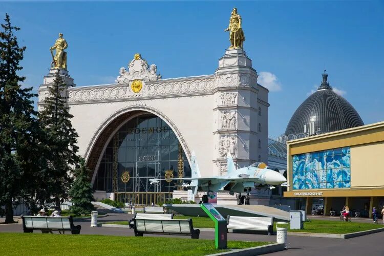 Вднх приложение. Павильон туркмения на вднх в 2025. вднх праздник. вднх в москве летом 2025.