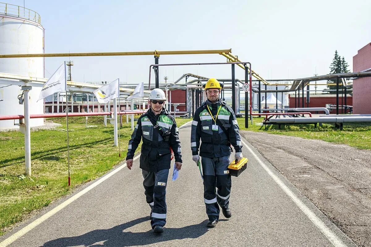 Башнефть добыча нефтекамск. Башнефть добыча. лучший по профессии 2025 башнефть. летняя итр форма башнефть добыча. цпс кирско-коттынский башнефть добыча.
