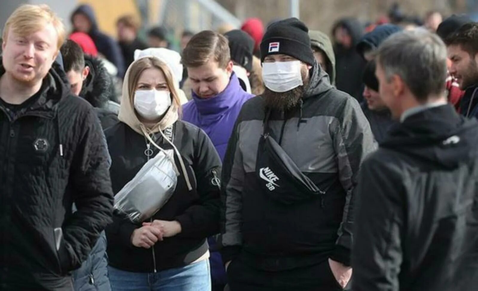 Запрет на массовые мероприятия. Отмена массовых мероприятий. В Москве отменили массовые мероприятия. Запрет массовых сборищ.