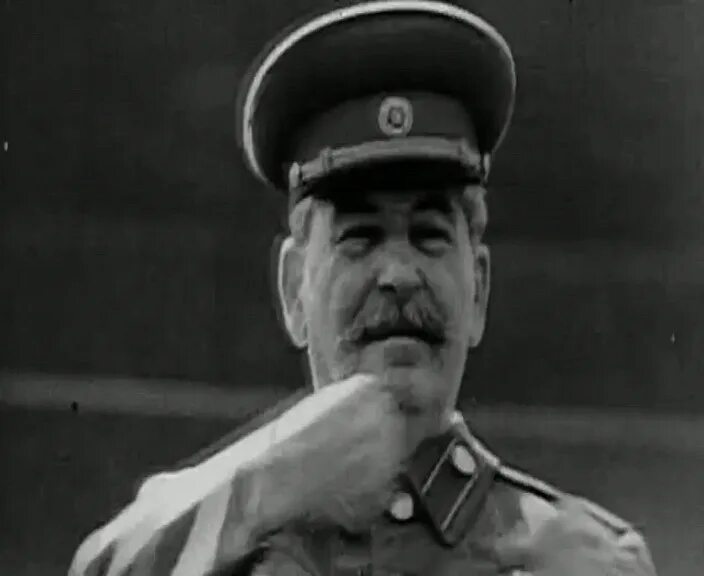 Расстрелять на раз. Расстрелять на раз. Сталин расстрелять мем. Расстрелять на раз. Сталин расстрелять нахуй.