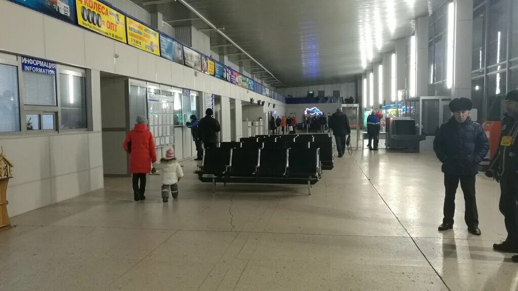 аэропорт иркутск международный терминал. аэропорт братск здания. аэропорт братск. аэропорт братск официальный сайт. аэропорт братск рейсы.