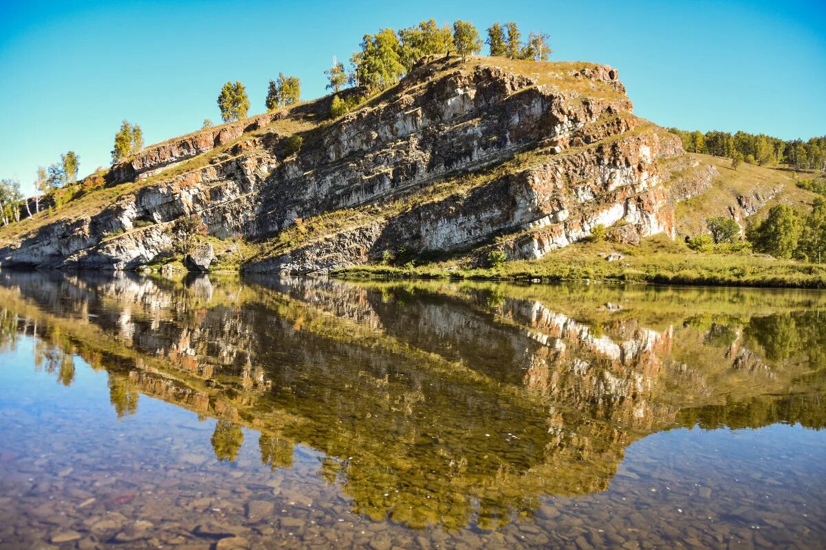 Река гребень. Река Юрюзань в Башкирии. «Южный Урал. Река Юрюзань». Юрюзань Лимоновский гребень. Жеребчиков гребень река Юрюзань.