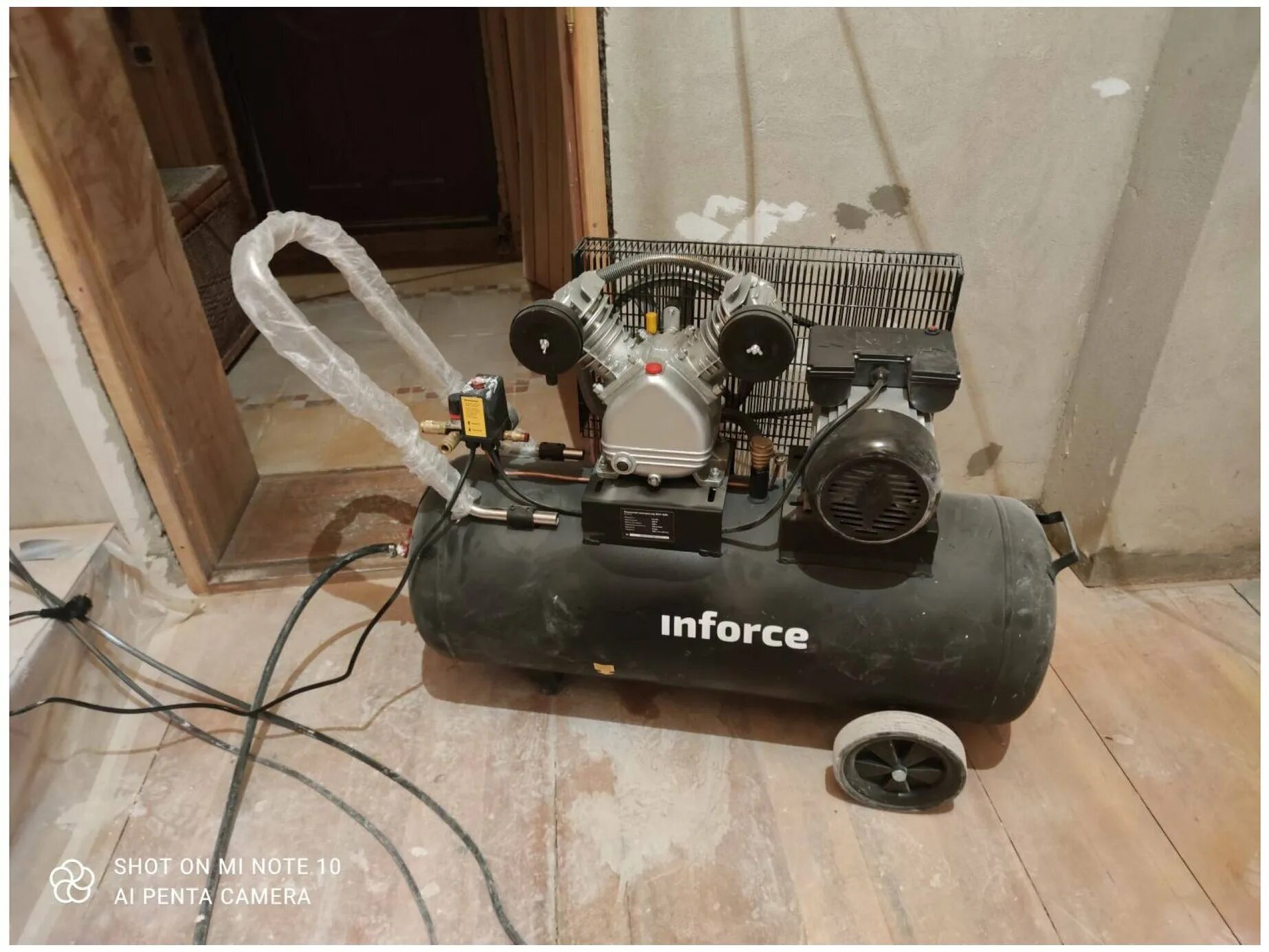 Inforce cxv 50l. Компрессор ременной inforce bcx-100l. ременной компрессор inforce bcx-100l 04-06-31. компрессор inforce 100 литровый.