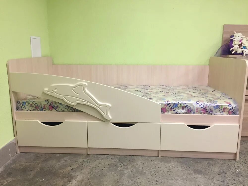 Кровати набережные челны. Кровать двуспальная набережные челны. Кровати набережные челны. Кровать дельфин размеры матраса. Кровати б/у луга лен об.
