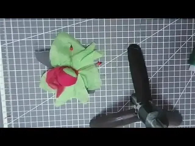 Клюквинка и травяная косичка