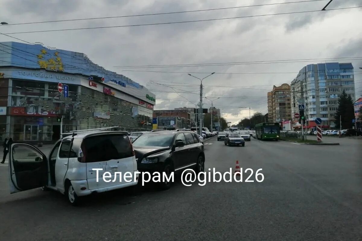 Артема 35 ставрополь. Артема 5 ставрополь. Ставрополь улица артёма 5. Мир обуви ставрополь на пушкина. Артема 49 ставрополь.