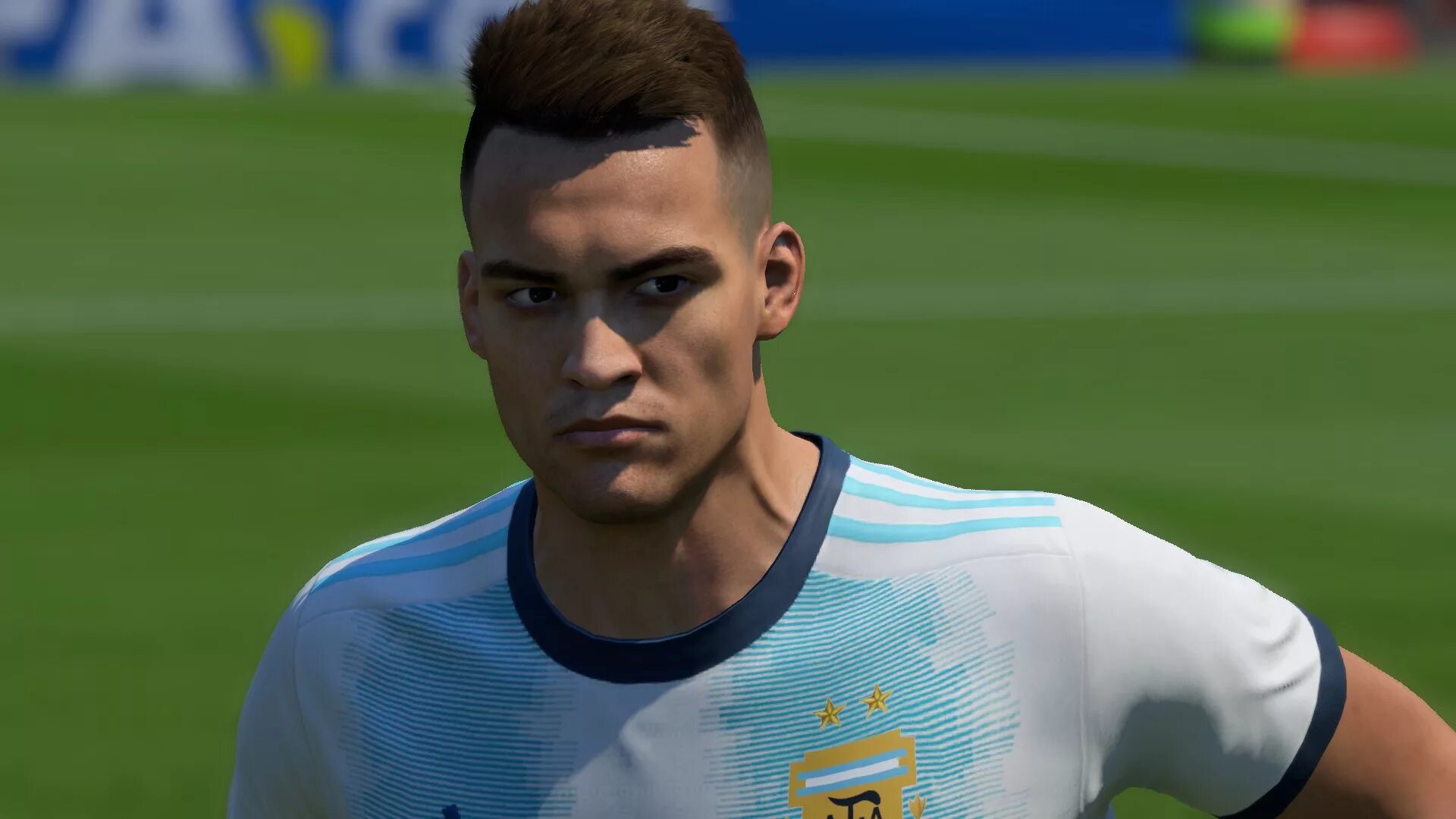 Fifa игроки. Лаутаро Мартинес. Lautaro Martinez FIFA 21. Лаутаро Мартинес PES. Мартинес футболист ФИФА 22.