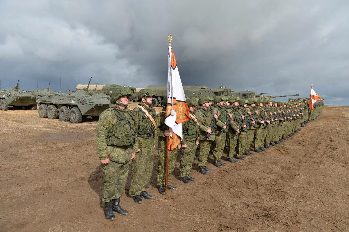 Вс рф в зоне сво. Военные учения Вооруженных сил Российской Федерации. Запад 2019 военные учения ЗВО. Западного военного округа вс РФ. Военные полигоны ЗВО.