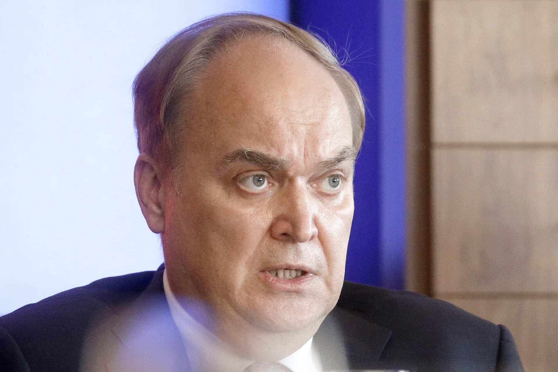 Анатолий иванович антонов. Анатолий антонов дипломат в сша в молодости. Юсуп баширович. Российский посол в сша анатолий антонов. Посол индии в россии 2022.