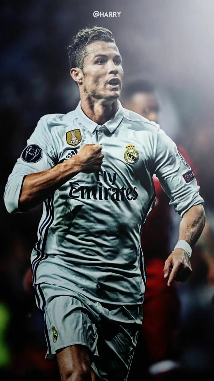Криштиану роналду футбол. Cristiano ronaldo real madrid. Роналду крутые фото. Роналду круче. Криштиану роналду футболист в реале.