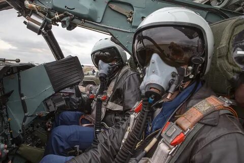 Экипаж боевого самолета