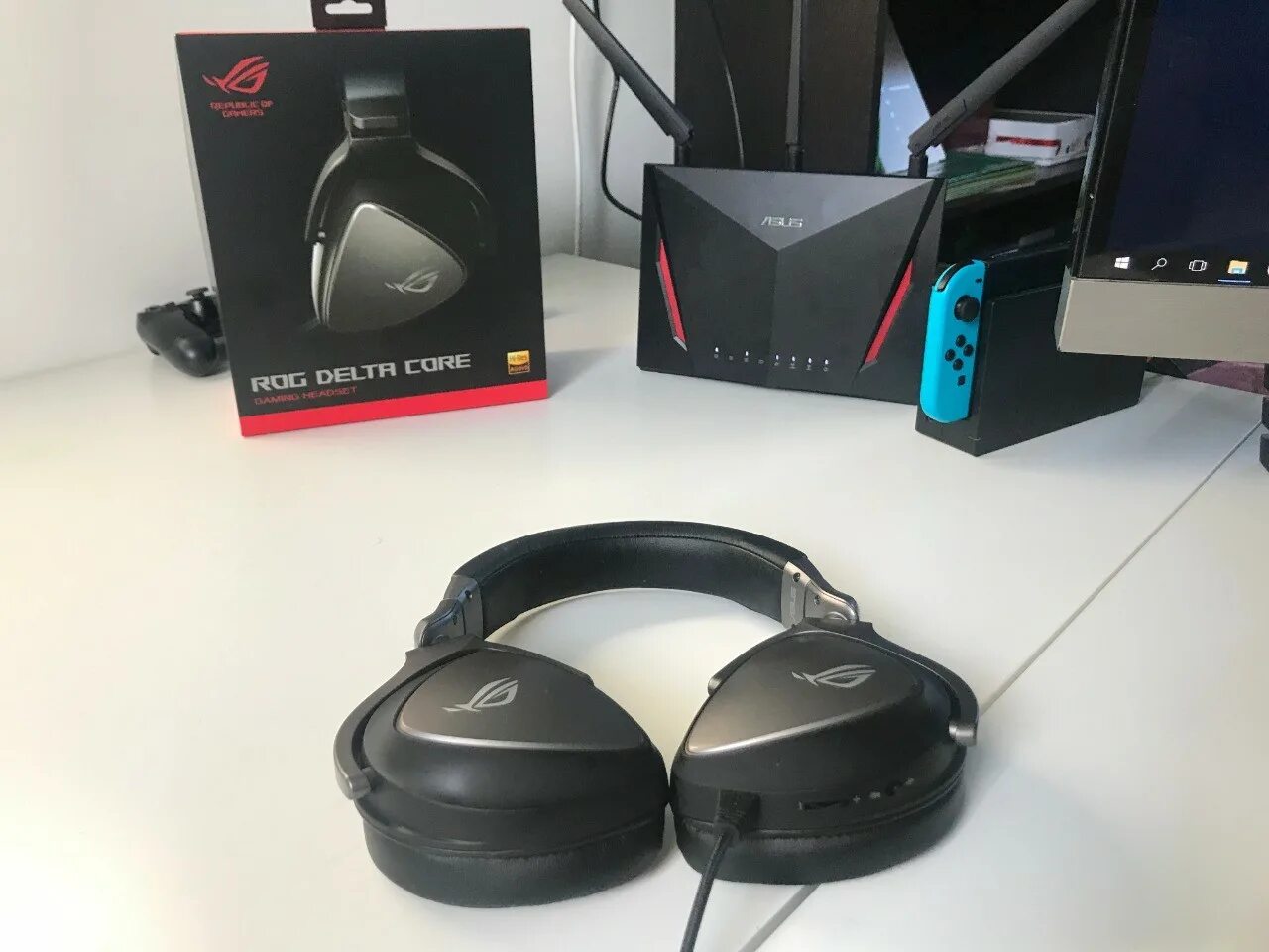 Asus rog gladius 2 core. Мышь rog chakram core p511. Rog core. Headset asus rog delta s core. Asus chakram core.