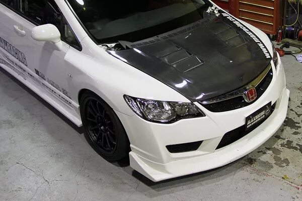 Спойлер карбоновый fd2 Type r. Хонда Цивик 4д fd2. Капот Honda Civic 4d. Карбоновый капот Цивик 4д.