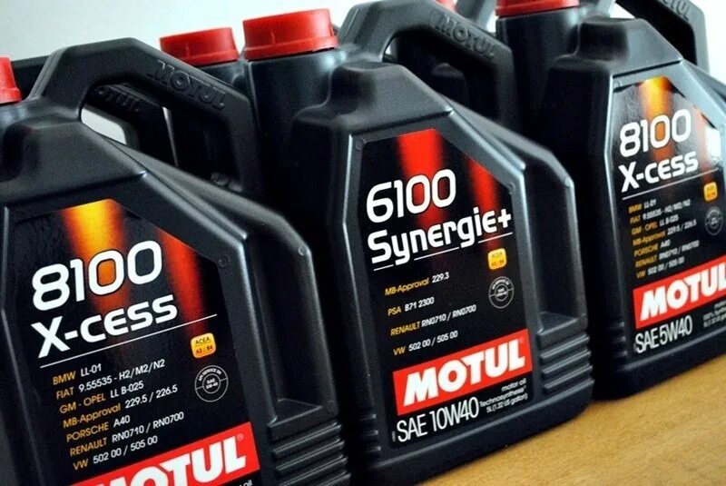 Motul уфа. Мотюль 4т для лодок. Motul производство. Motul производство. Масло motul 20w50 для мотоцикла.