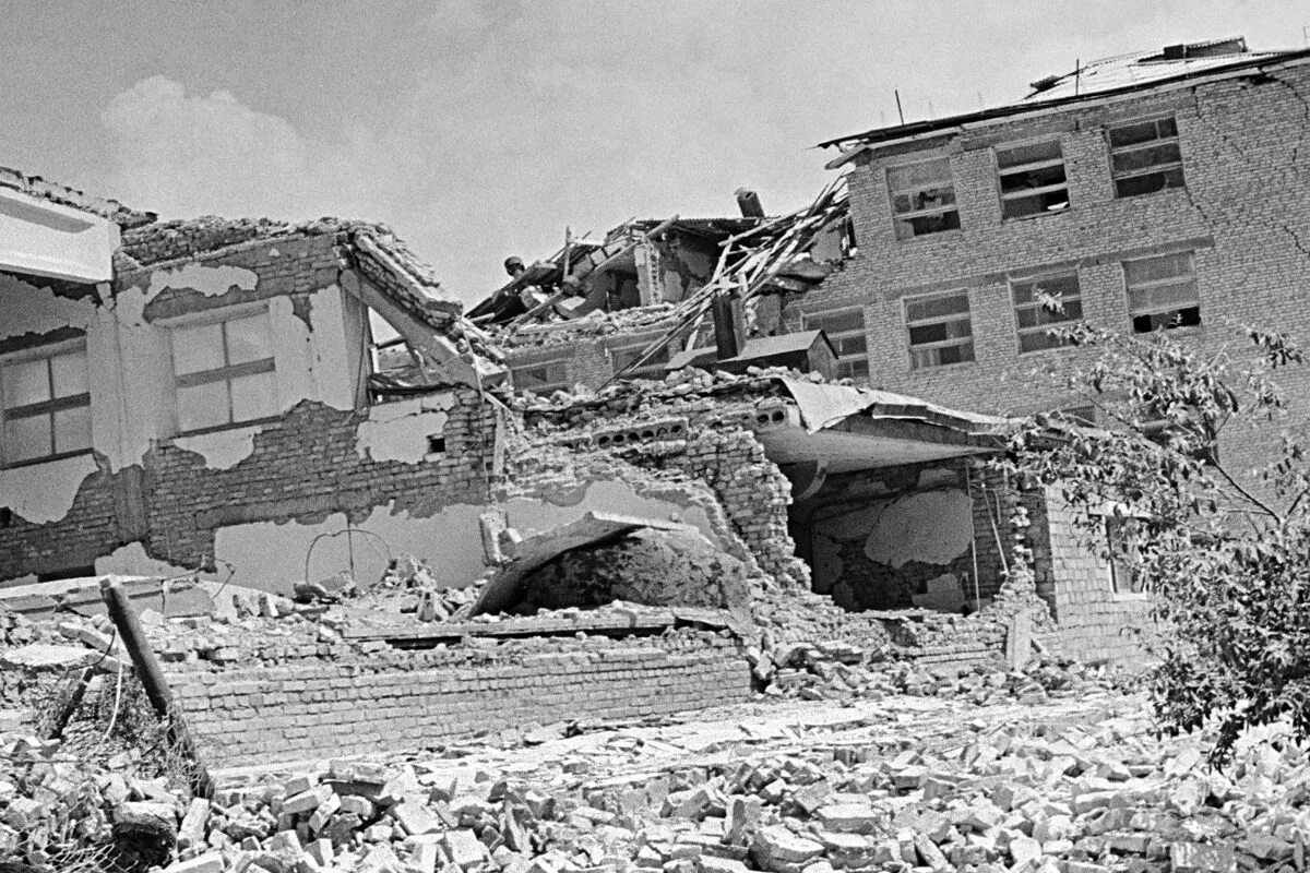 Газли землетрясение 1976. Газли Узбекистан землетрясение 1976г. Землетрясение в Газли Узбекистан. Землетрясение в Газли в 1976г.