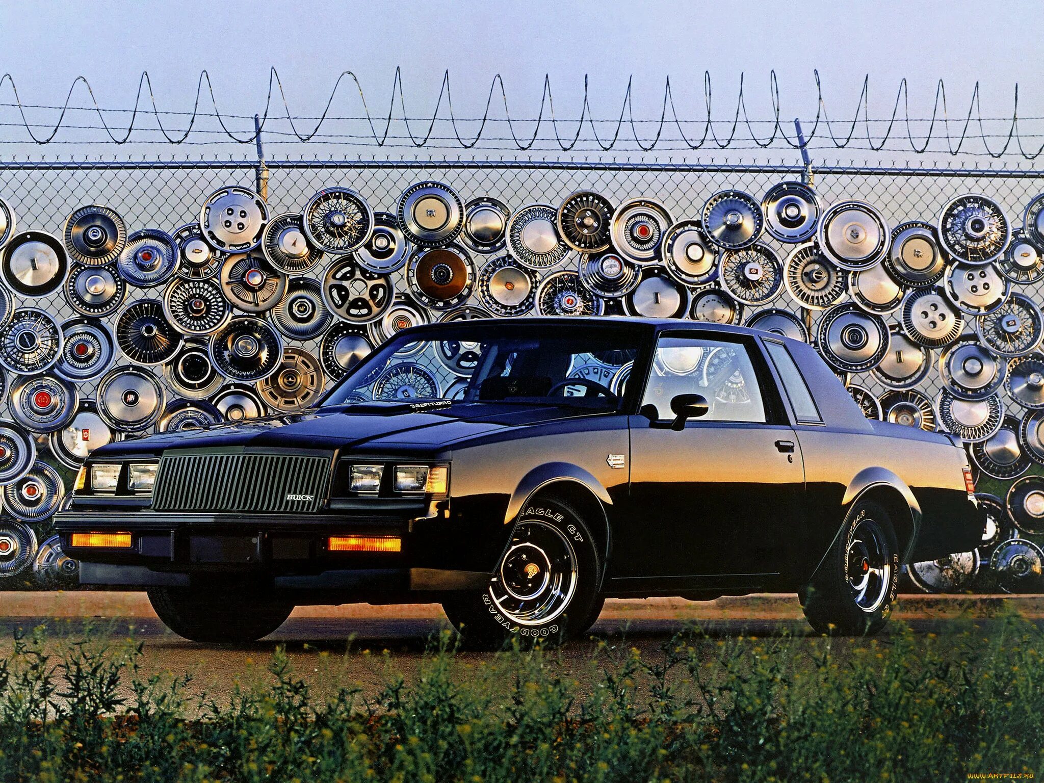 Бьюик GNX. Buick GNX 1970. Buick Grand National 1984. Бьюик Регал 1984.